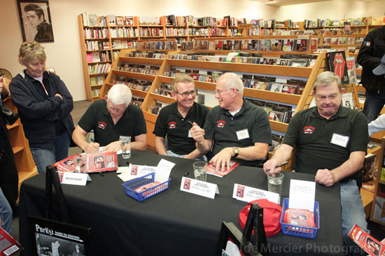 Kingtones booksigning picture